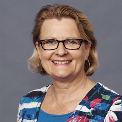 Julia E.-M. Boettcher
